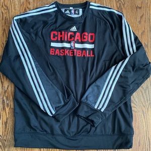 XL Adidas Chicago Bulls sweatshirt